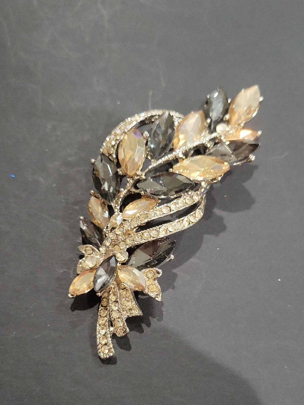 Crystal Leaf Brooch in Champagne and Smoke - Women Jewelry